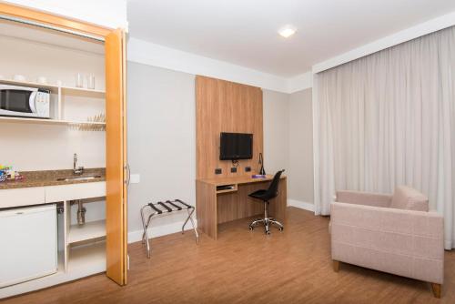 Transamerica Executive Bela Cintra (Paulista) Transamerica Executive The Advance is perfectly located for both business and leisure guests in Sao Paulo. The hotel has everything you need for a comfortable stay. Facilities like free Wi-Fi in all r