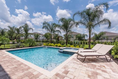 Splendid Home with Water Park Access Near Disney - image 5