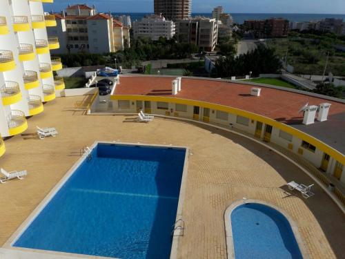  Beach View Apartment in Portimão