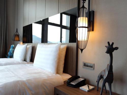 131563541 Hotel Intrendy