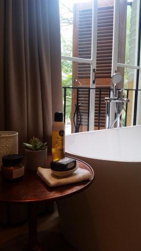 131567137 Amberhall Guesthouse