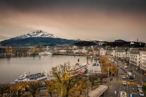 Lucerne Lake View Apartments