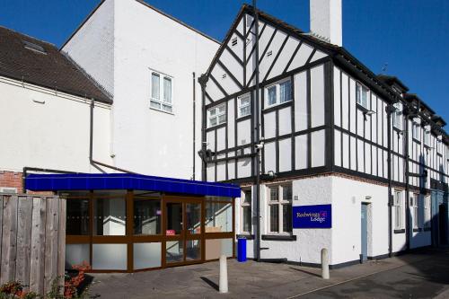 Redwings Lodge Solihull - image 4