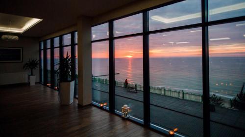 Sunset Spa - image 4