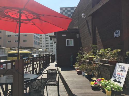 Entrance, Hago Guest House in Misu-dong