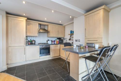 Tower Bridge Bliss, Bermondsey, London