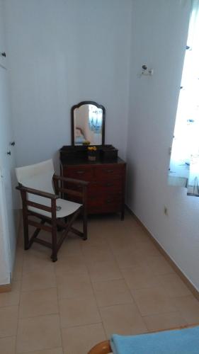  Menigos 76 in Glyfada