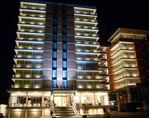 Exterior view, Hotel Velvet Plaza in Guadalajara City Center