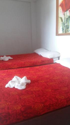 2 double beds
