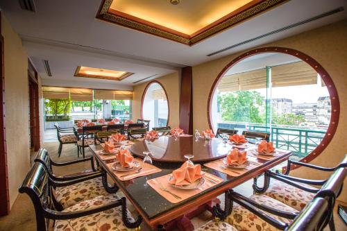 Restaurante, Twin Lotus Hotel in Nakhon Si Thammarat