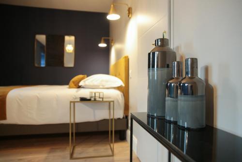 Hotel Des Arts - image 5
