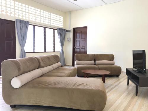 B&B Mersing - SingSport Holiday House - Bed and Breakfast Mersing