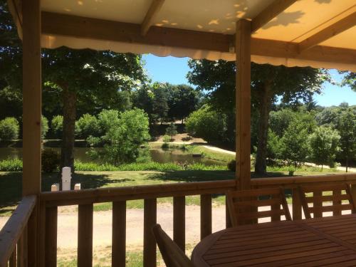 Camping Les Etoiles in Lubersac
