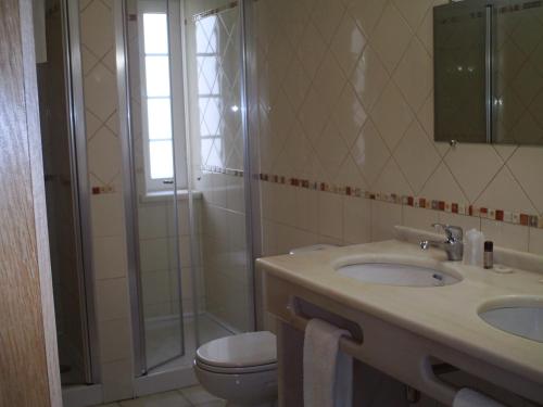 Hotel Serafim - image 11
