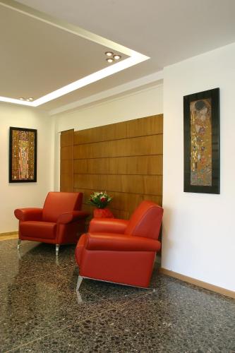 Blue Sea Hotel Alimos - image 4