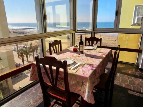 Paradise Sea and Sun, Costa da Caparica