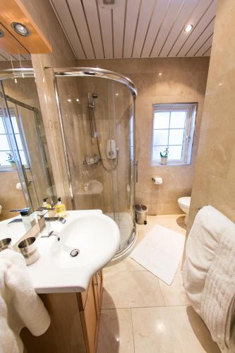 

Shantalla Lodge Bed and Breakfast