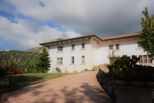 B&B Macchia d'Olmo 4