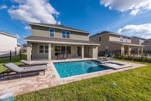 Fantastic Home with Media Room & Games near Disney - 7718F