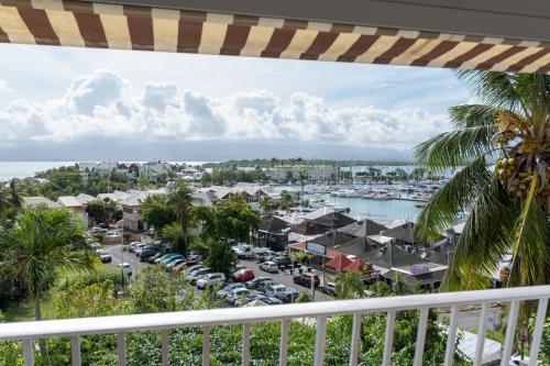 View, Superbe studio en duplex, vue sur mer et piscine in Baimbridge