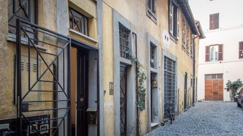 Rental in Rome Panieri Terrace - image 7