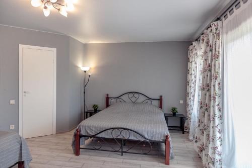 Alisa Home - image 5