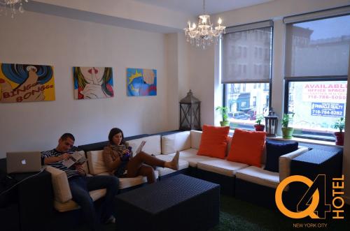 Bar/lounge, Q4 Hotel and Hostel in New York (NY)
