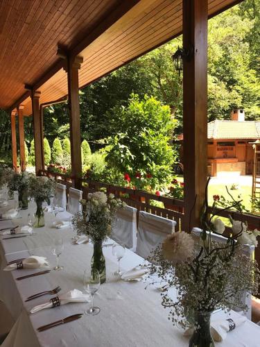 Hotel Bozhentsi - image 10