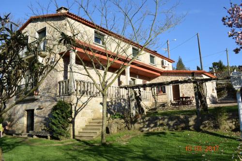 Casa Rural Os Carballos