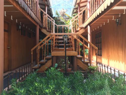 

Hostal y Turismo Quelcun