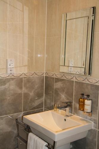 Linden Bed & Breakfast – Hillington