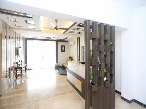 OYO 9368 Hotel Pratap