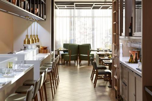 Andaz Ottawa Byward Market By Hyatt - image 3