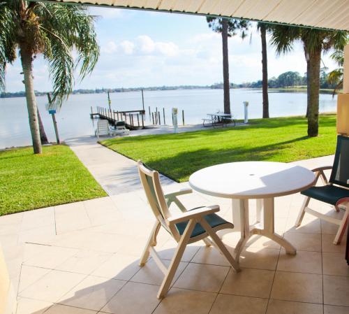Szórakozási lehetőségek, Lake Grassy Inn & Suites in Lake Placid (Florida)