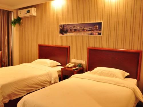 GreenTree Inn HeNan HeBi HengShan Road Business Hotel