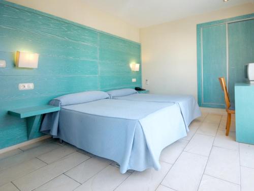 Hotel Safari Room Type - Standard Double or Twin Room Hotel Safari Room Type - Standard Double or Twin Room