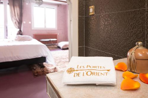 Riad SPA "Les Portes de l'Orient" TOURS - Hôtel - Tours