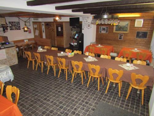 Restaurant, Restaurant Felsenburg in Kandergrund