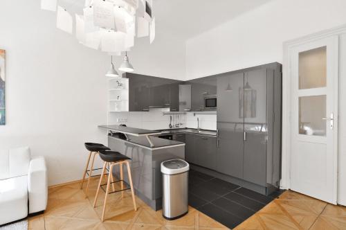 Kafka's Head Apartment, Praha (fotografie 7)