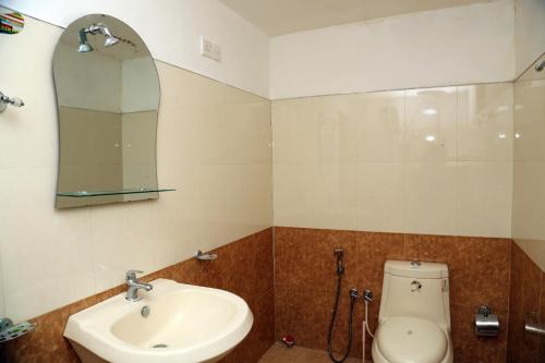 Standard Double Room with Fan image 5