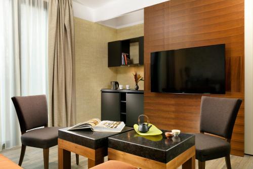 Milan Suite Hotel - image 4