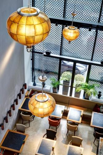 Milan Suite Hotel - image 11