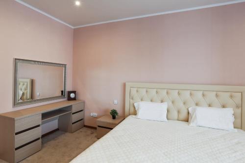 Business Penthouse in the center - image 12