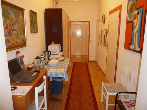 Pension Gross – Vienna, NY