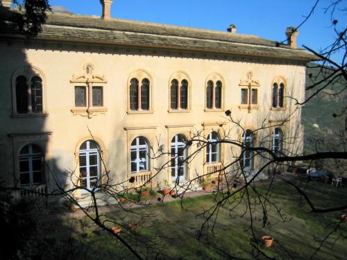 CHÂTEAU CAGNINACCI B&B