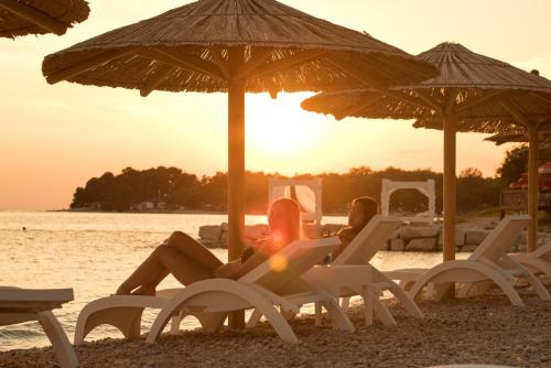 沙灘, Villa Linet with garden in 馮塔納