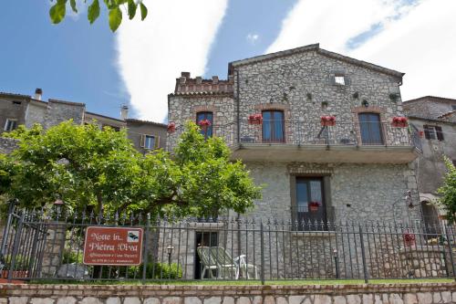 Holiday House " Pietra viva " in Castelnuovo Parano