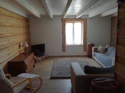 Famillia gîte à louer Tendon