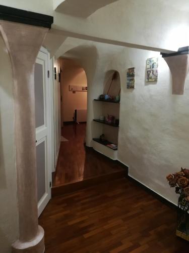 la casa accanto al Duomo, Генуя (фото 8)