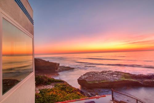 The Inn at Sunset Cliffs San Diego